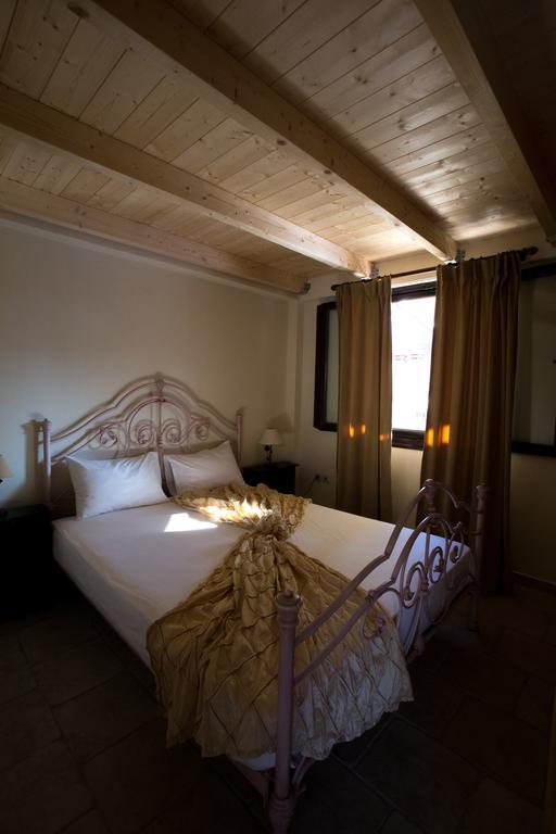 5 Stars Villas Свороната Екстериор снимка