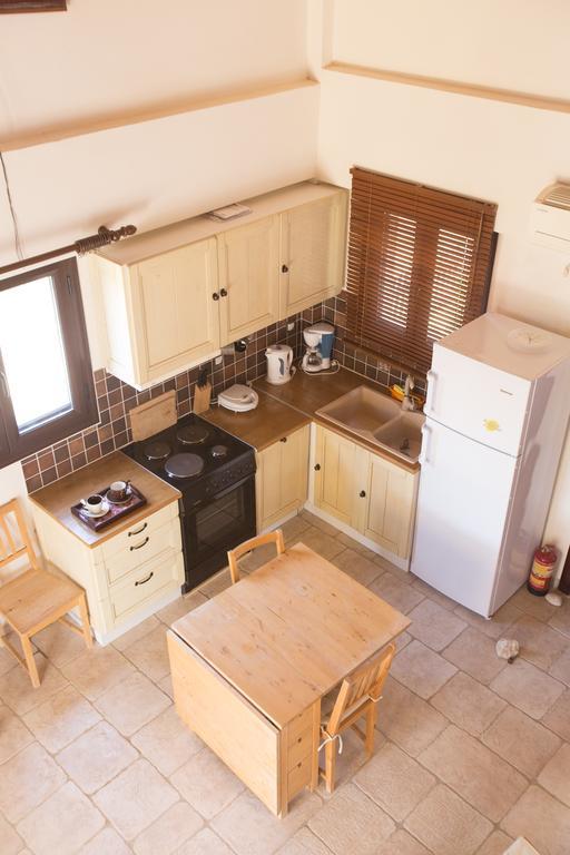 5 Stars Villas Свороната Екстериор снимка