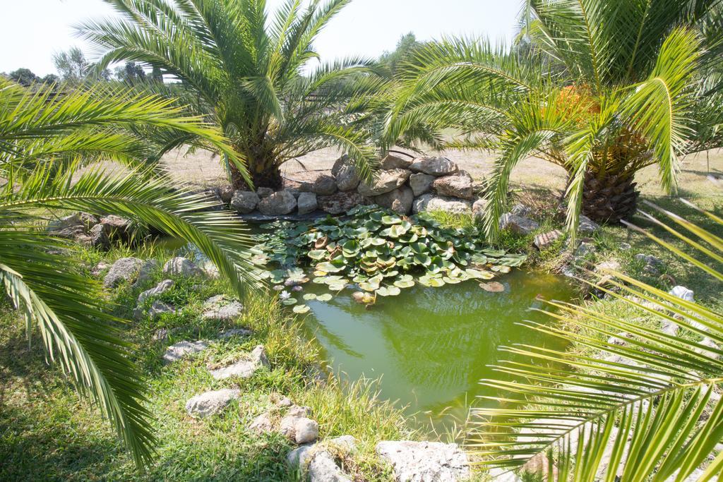 5 Stars Villas Свороната Екстериор снимка